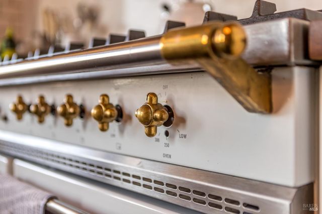 705 Georgia St, Vallejo, CA 94590