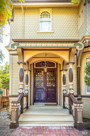 705 Georgia St, Vallejo, CA 94590