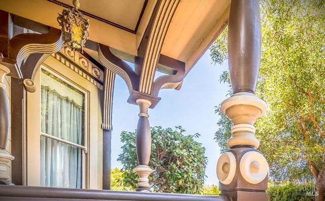 705 Georgia St, Vallejo, CA 94590