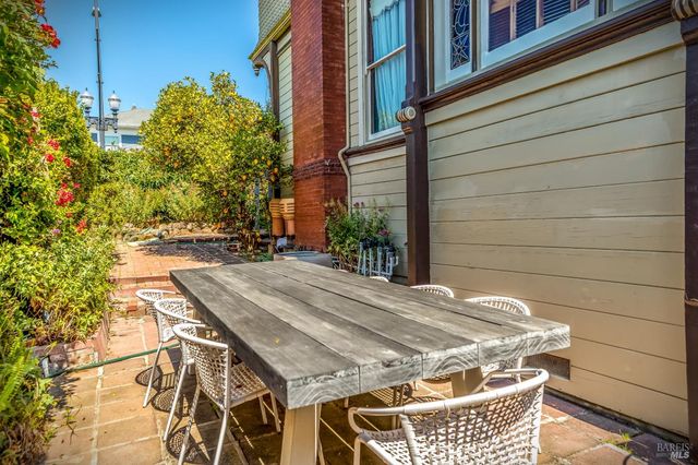 705 Georgia St, Vallejo, CA 94590