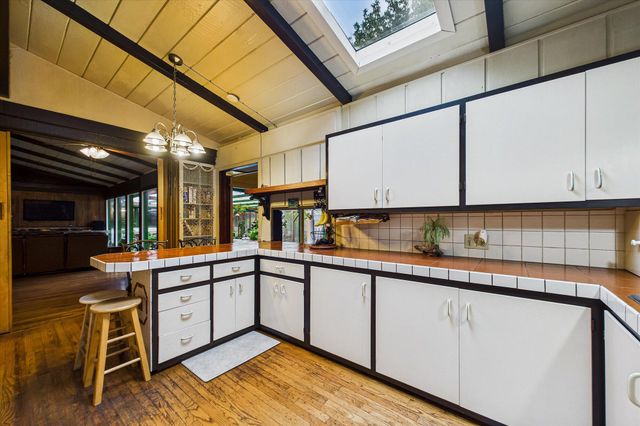 1626 Russ Street, Eureka, CA 95501