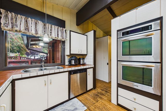 1626 Russ Street, Eureka, CA 95501