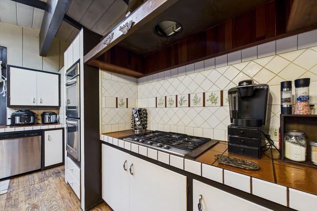 1626 Russ Street, Eureka, CA 95501