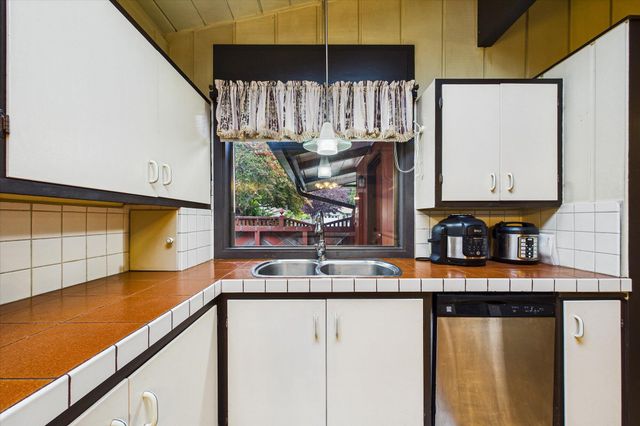 1626 Russ Street, Eureka, CA 95501