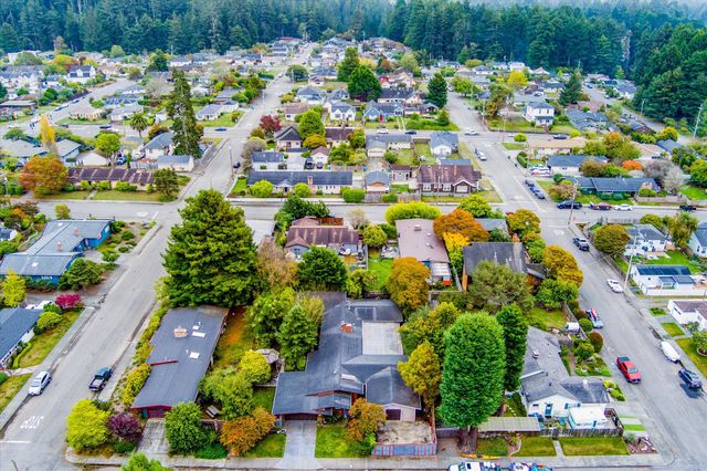 1626 Russ Street, Eureka, CA 95501