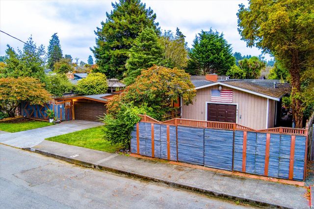 1626 Russ Street, Eureka, CA 95501
