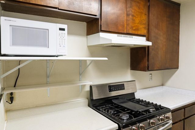 8743 Elk Way, Elk Grove, CA 95624