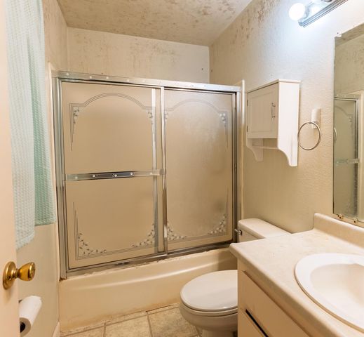 8743 Elk Way, Elk Grove, CA 95624