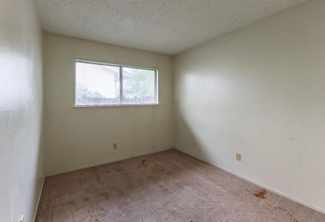 8743 Elk Way, Elk Grove, CA 95624