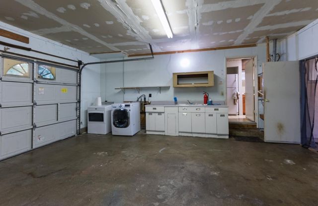 8743 Elk Way, Elk Grove, CA 95624