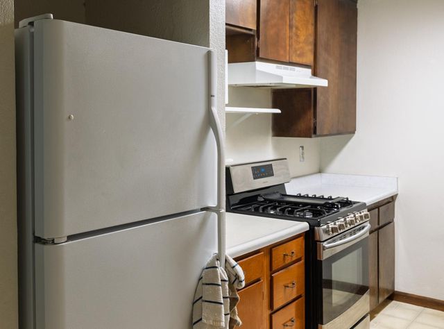 8743 Elk Way, Elk Grove, CA 95624