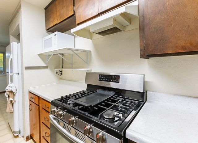 8743 Elk Way, Elk Grove, CA 95624