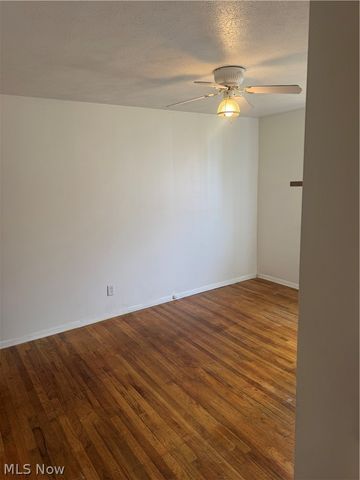 4726 Walford Road C4, Warrensville Heights, OH 44128