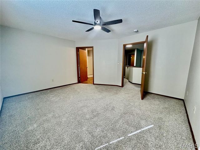 4 Clinton Hill Drive, Belleville, IL 62226