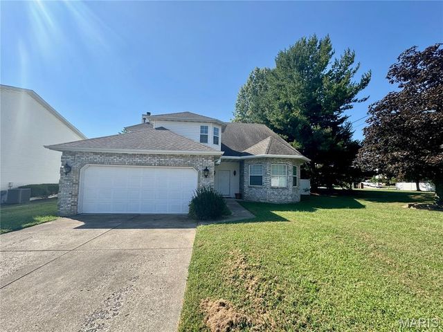 4 Clinton Hill Drive, Belleville, IL 62226
