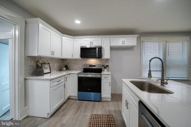 346 DUKE ST, Ephrata, PA 17522