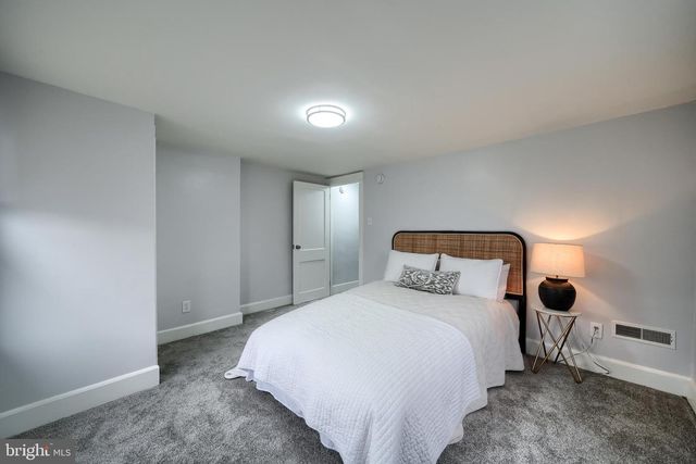 346 DUKE ST, Ephrata, PA 17522