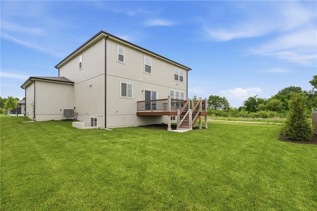 500 SW Chavis Drive, Blue Springs, MO 64064
