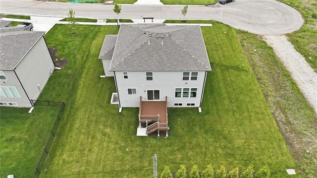 500 SW Chavis Drive, Blue Springs, MO 64064