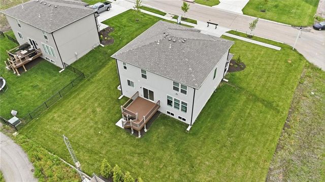 500 SW Chavis Drive, Blue Springs, MO 64064