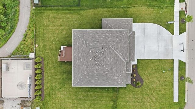 500 SW Chavis Drive, Blue Springs, MO 64064