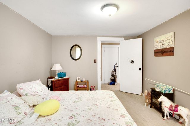 311 South Roan Street, Elizabethton, TN 37643
