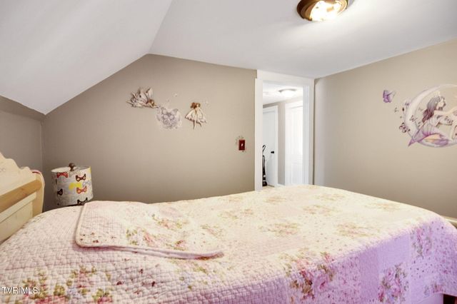 311 South Roan Street, Elizabethton, TN 37643