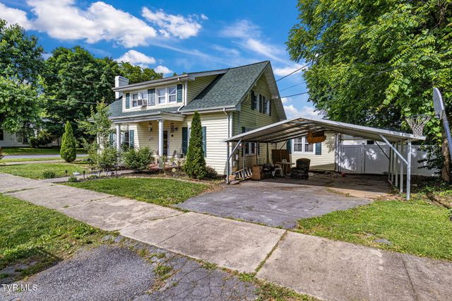 311 South Roan Street, Elizabethton, TN 37643