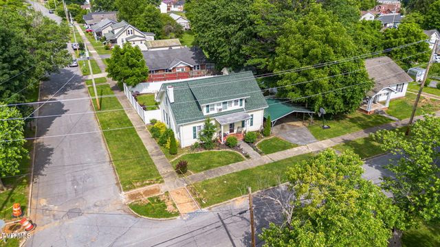 311 South Roan Street, Elizabethton, TN 37643
