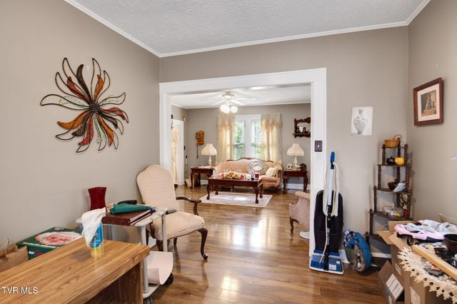 311 South Roan Street, Elizabethton, TN 37643
