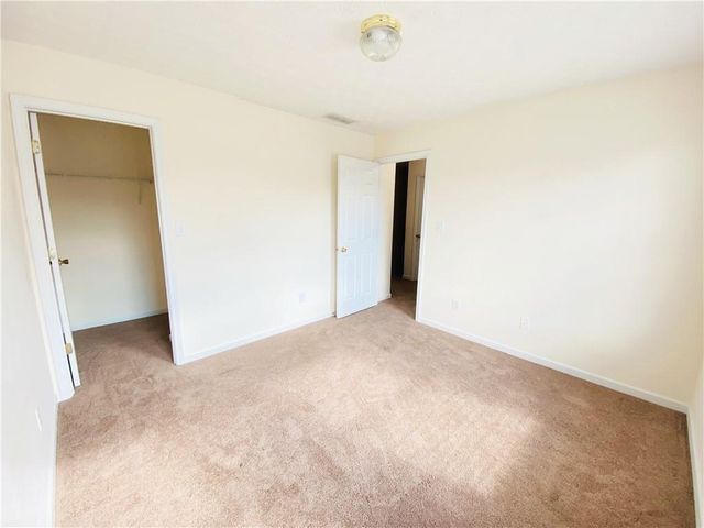 5528 Silver Springs Drive, Sugar Hill, GA 30518