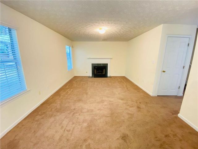 5528 Silver Springs Drive, Sugar Hill, GA 30518