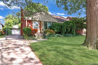 8027 Kolb Avenue, Allen Park, MI 48101