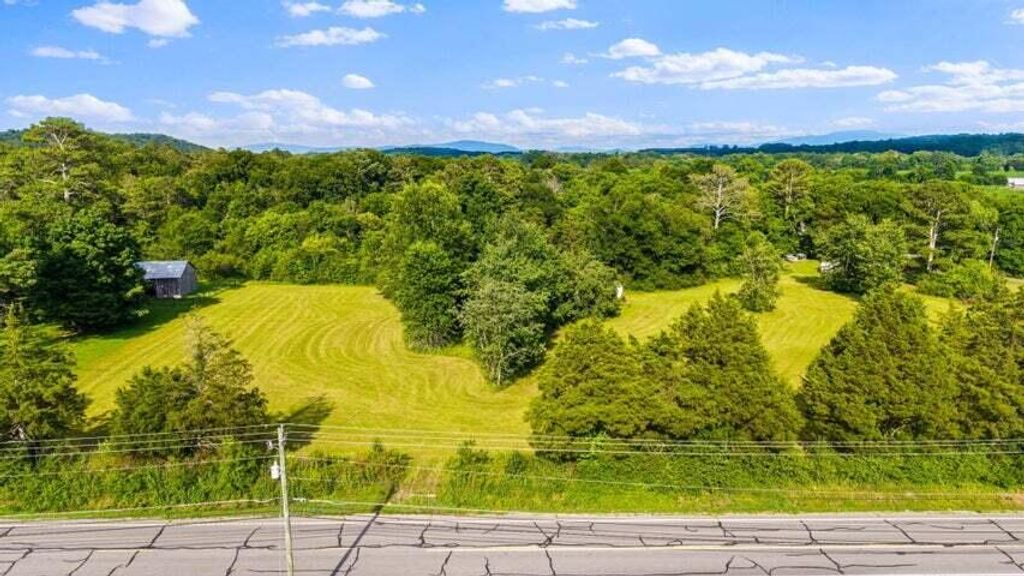 3701 Spring Place Road SE, Cleveland, TN 37323