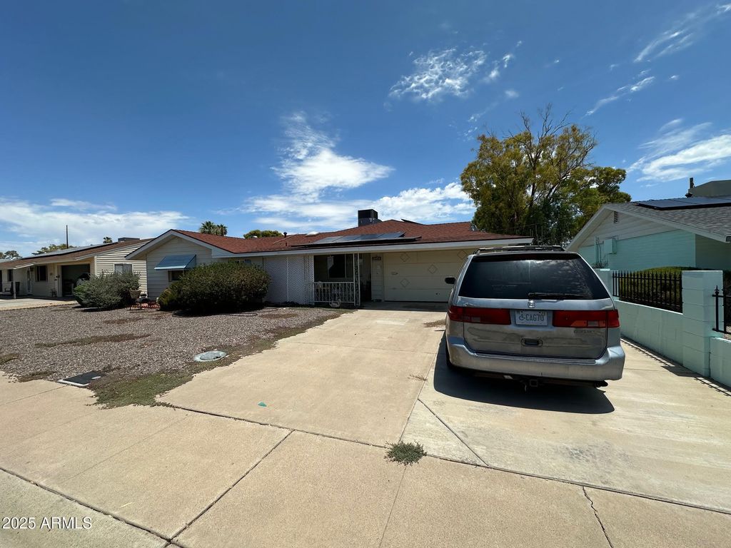 12035 N CHERRY HILLS Drive, Sun City, AZ 85351