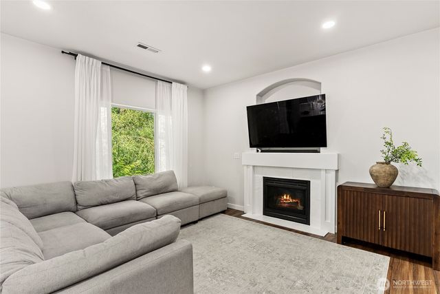 13321 SE 273rd Street, Kent, WA 98042