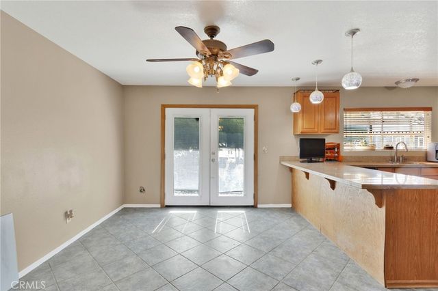 11470 Hawthorne, Hesperia, CA 92345