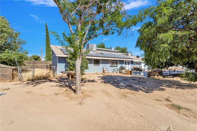 11470 Hawthorne, Hesperia, CA 92345