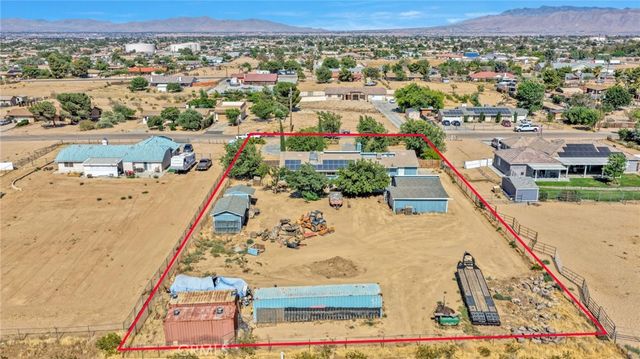 11470 Hawthorne, Hesperia, CA 92345