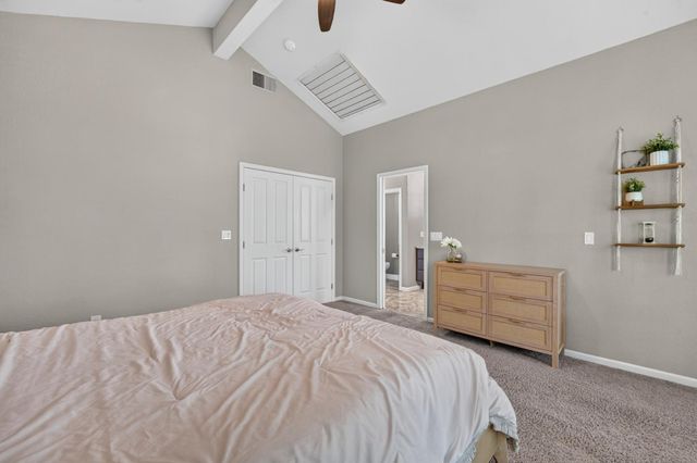 3032 Valasstrada Ct, Carmichael, CA 95608
