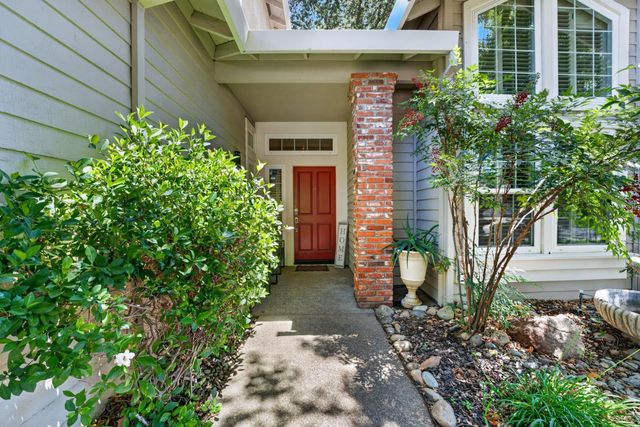 3032 Valasstrada Ct, Carmichael, CA 95608