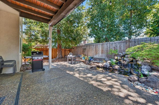 3032 Valasstrada Ct, Carmichael, CA 95608