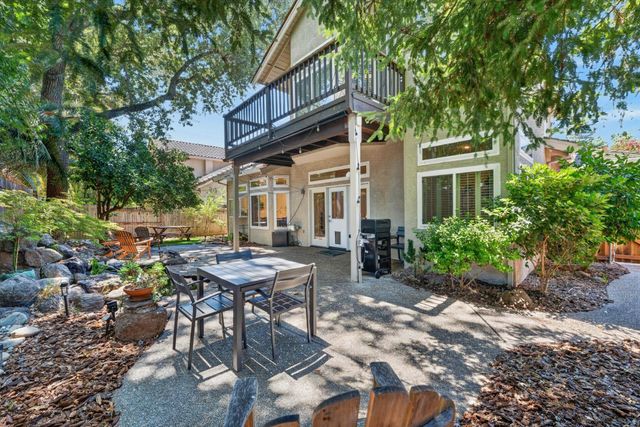 3032 Valasstrada Ct, Carmichael, CA 95608