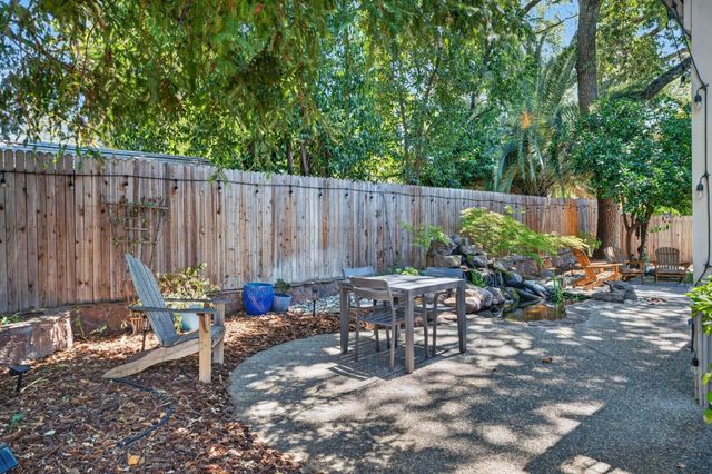 3032 Valasstrada Ct, Carmichael, CA 95608