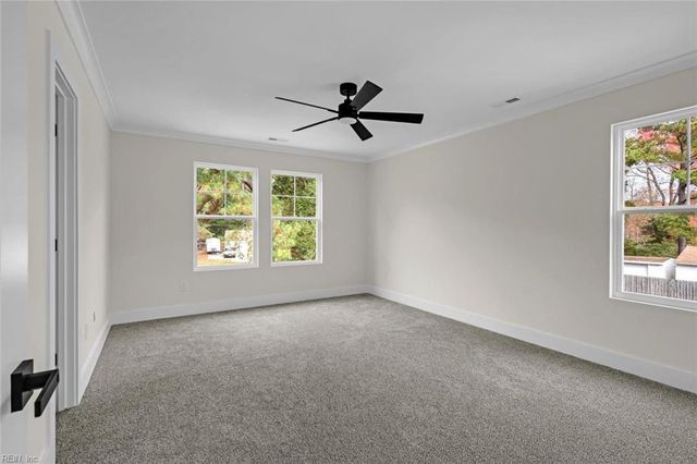 421 Baldwin ST, Virginia Beach, VA 23452