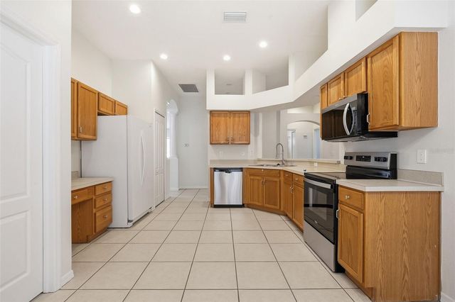 15511 MONTILLA LOOP, Tampa, FL 33625