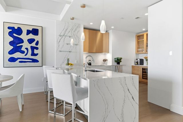 240 Devonshire St 4104, Boston, MA 02110