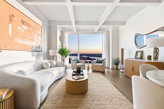 240 Devonshire St 4104, Boston, MA 02110