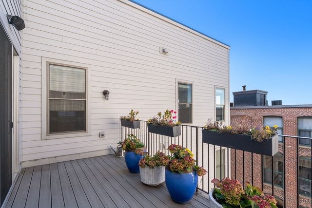 621 E 1st St D3, Boston, MA 02127