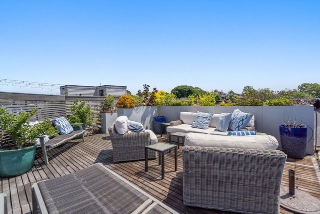 621 E 1st St D3, Boston, MA 02127